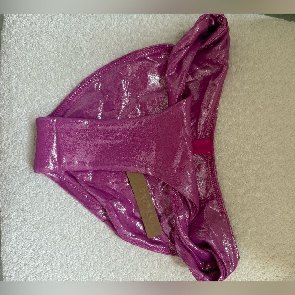 SKIMS Liquid Shine Swim Twisted Mid Coverage Bottoms, Pink, X-Small